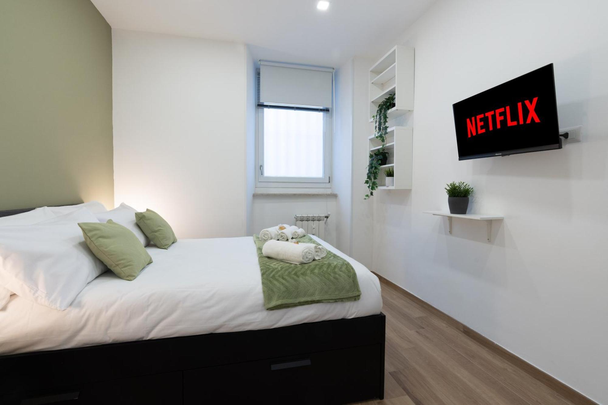{10 Minutes From Centre} Free Wi-fi & Netflix Apartment